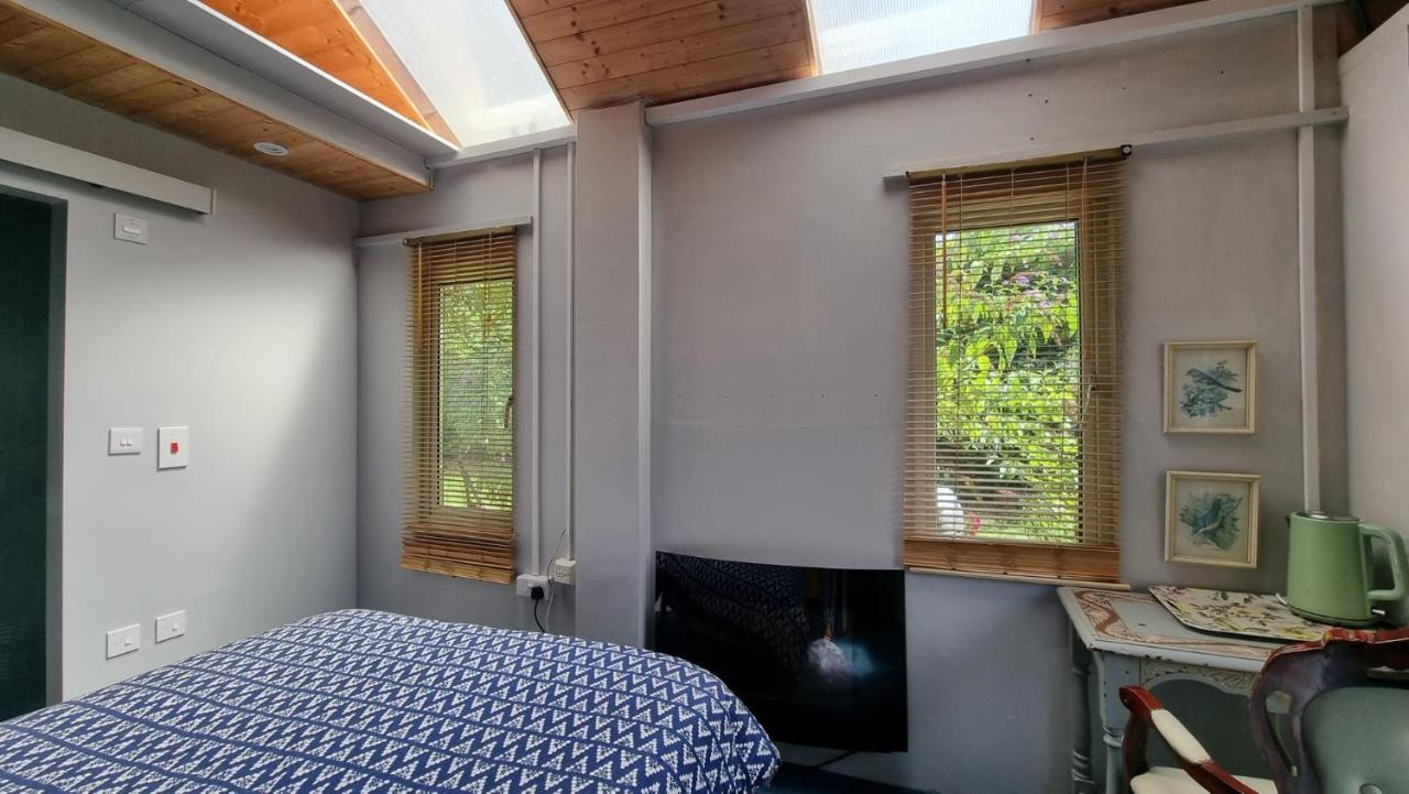 Bed and Breakfast Glebe House, Private Entrance, Free Parking On Drive, Self Check In, Netflix Ashford  Exterior foto